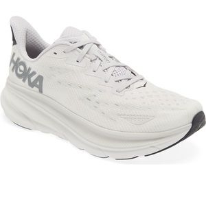 HOKA Clifton 9 Men’s Running Shoe EUC size 12D
